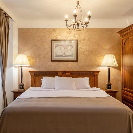 Hotel Clucerului Arc De Triomphe à Bucarest Extérieur photo
