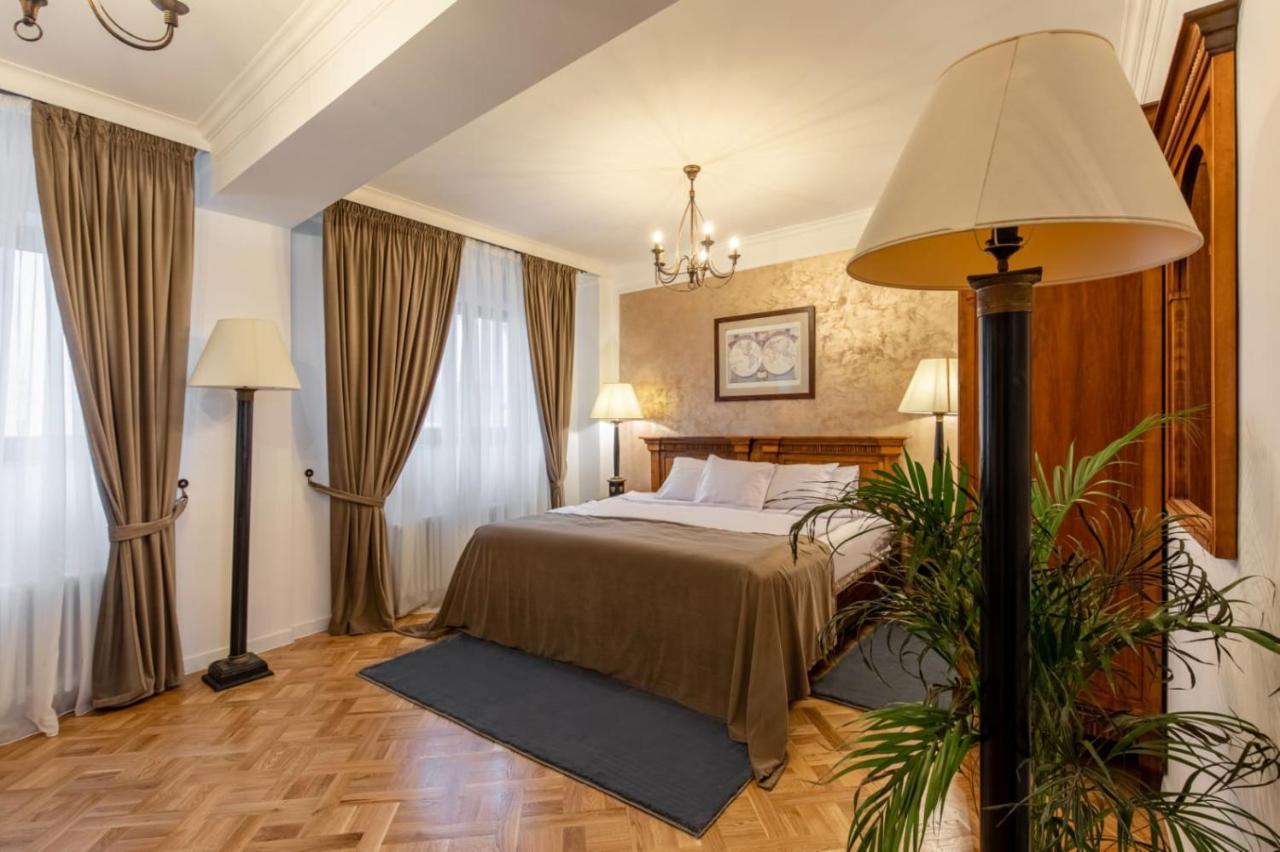 Hotel Clucerului Arc De Triomphe à Bucarest Extérieur photo