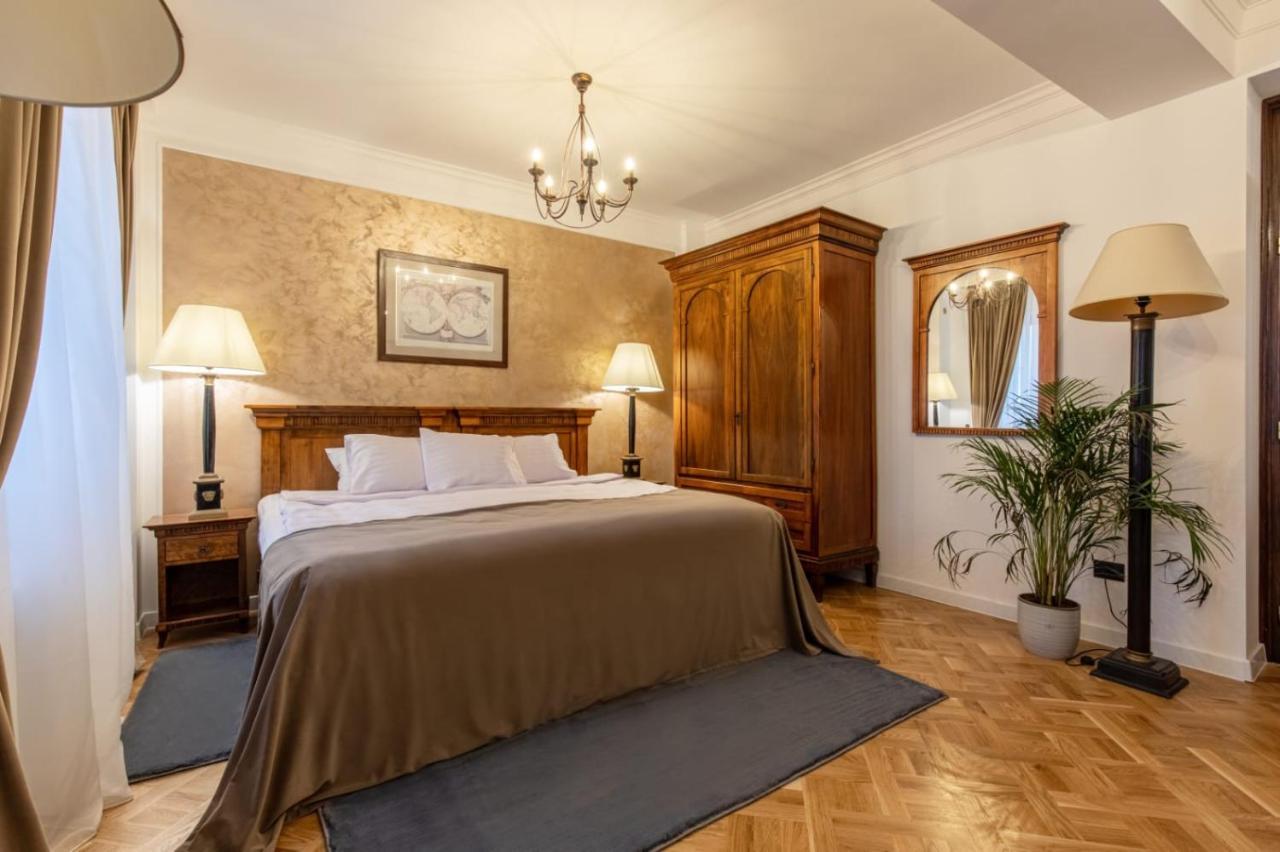 Hotel Clucerului Arc De Triomphe à Bucarest Extérieur photo