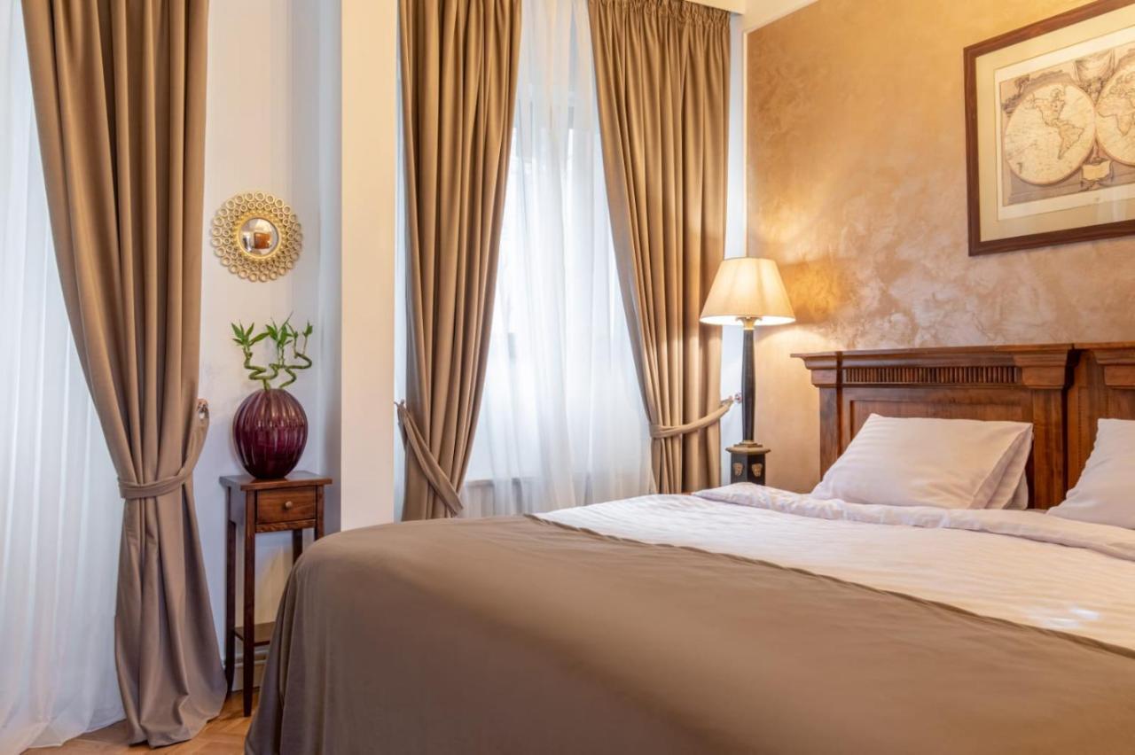 Hotel Clucerului Arc De Triomphe à Bucarest Extérieur photo