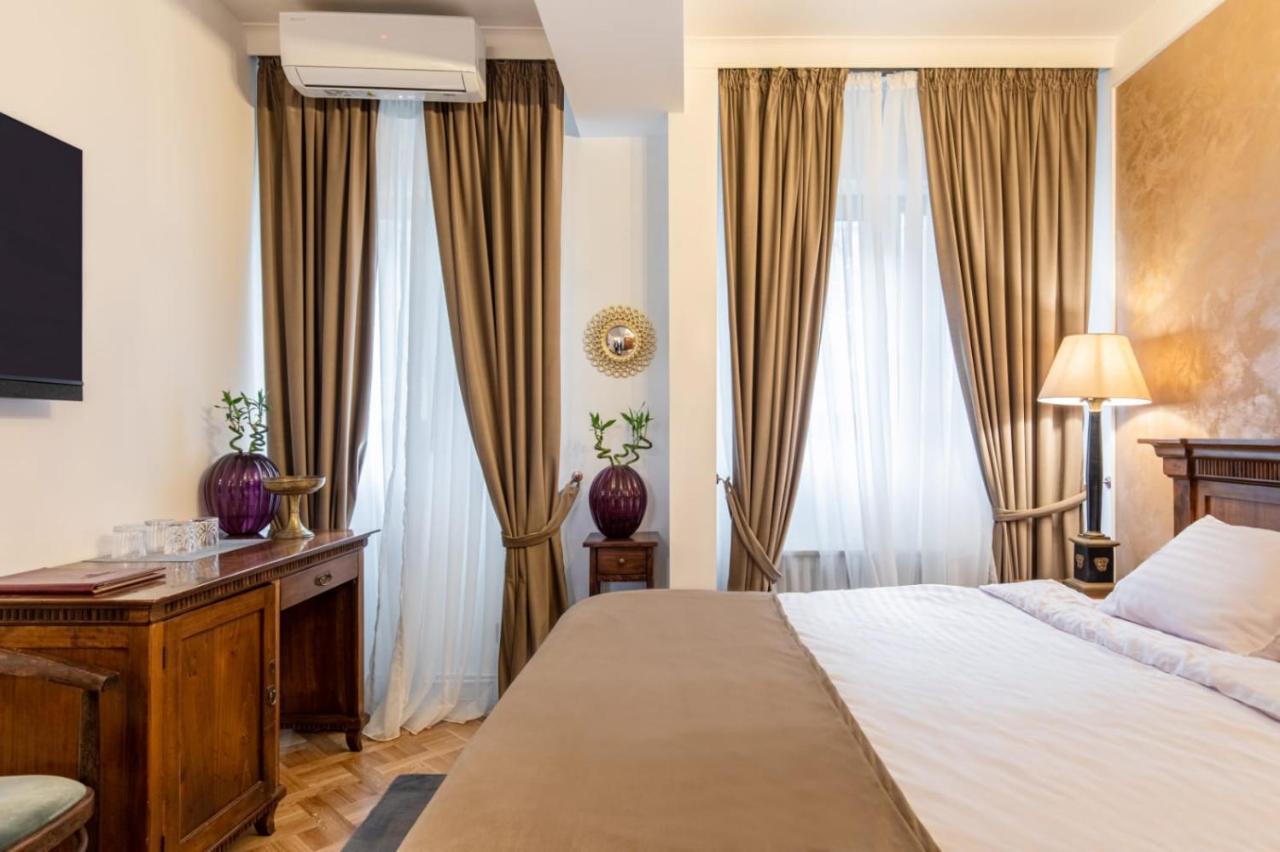 Hotel Clucerului Arc De Triomphe à Bucarest Extérieur photo