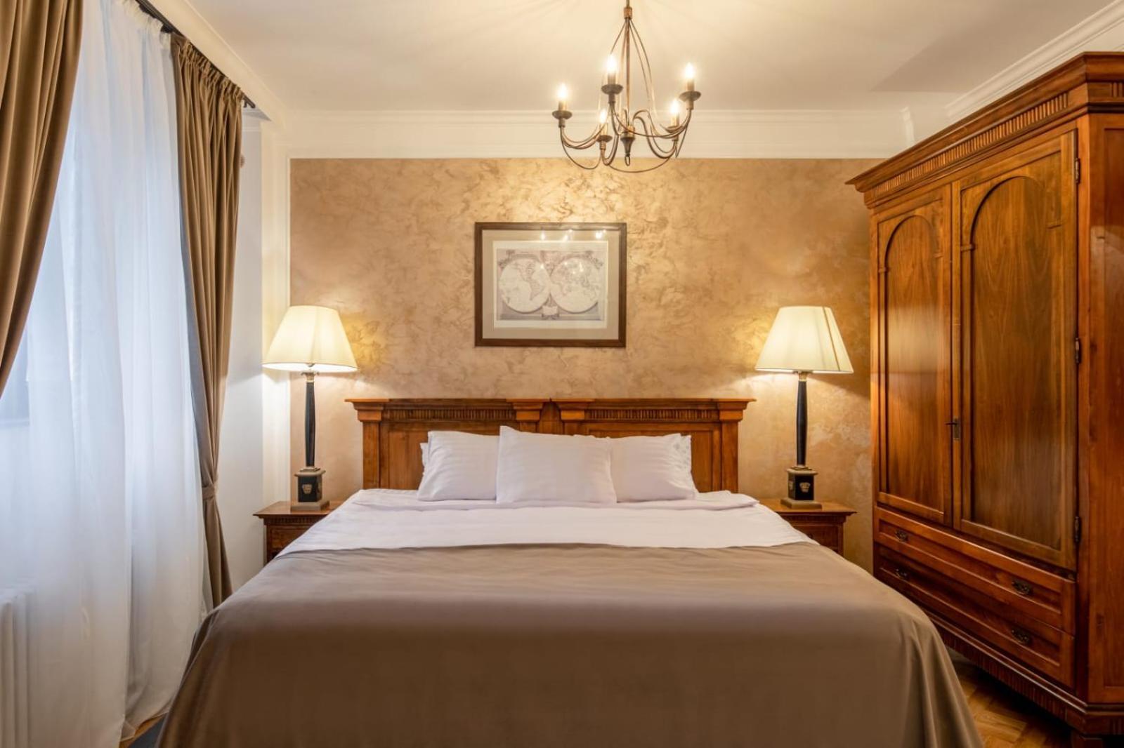 Hotel Clucerului Arc De Triomphe à Bucarest Extérieur photo